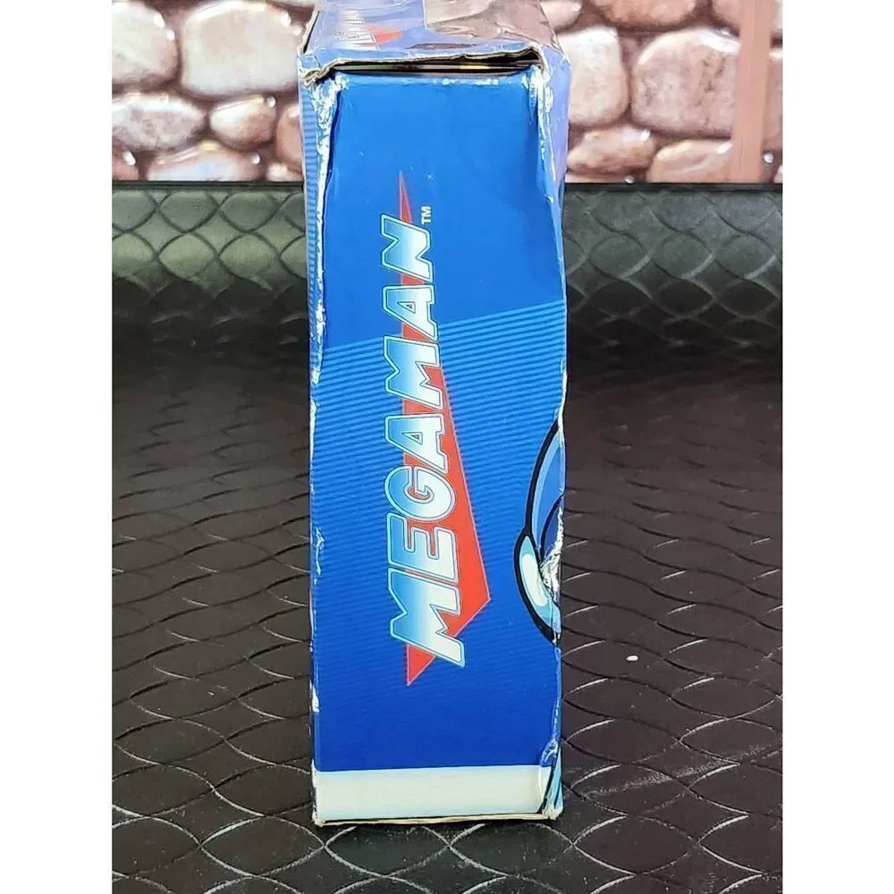 MegaMan Classic 8-Bit Figures 2-Pack Mega Man Vs. Cuts Man - New #A44